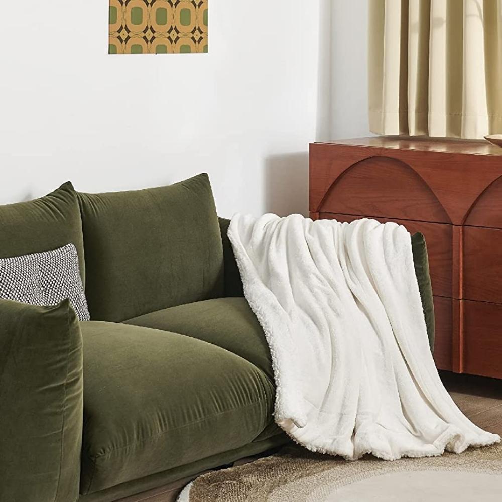 Fluffy Blanket: image 3